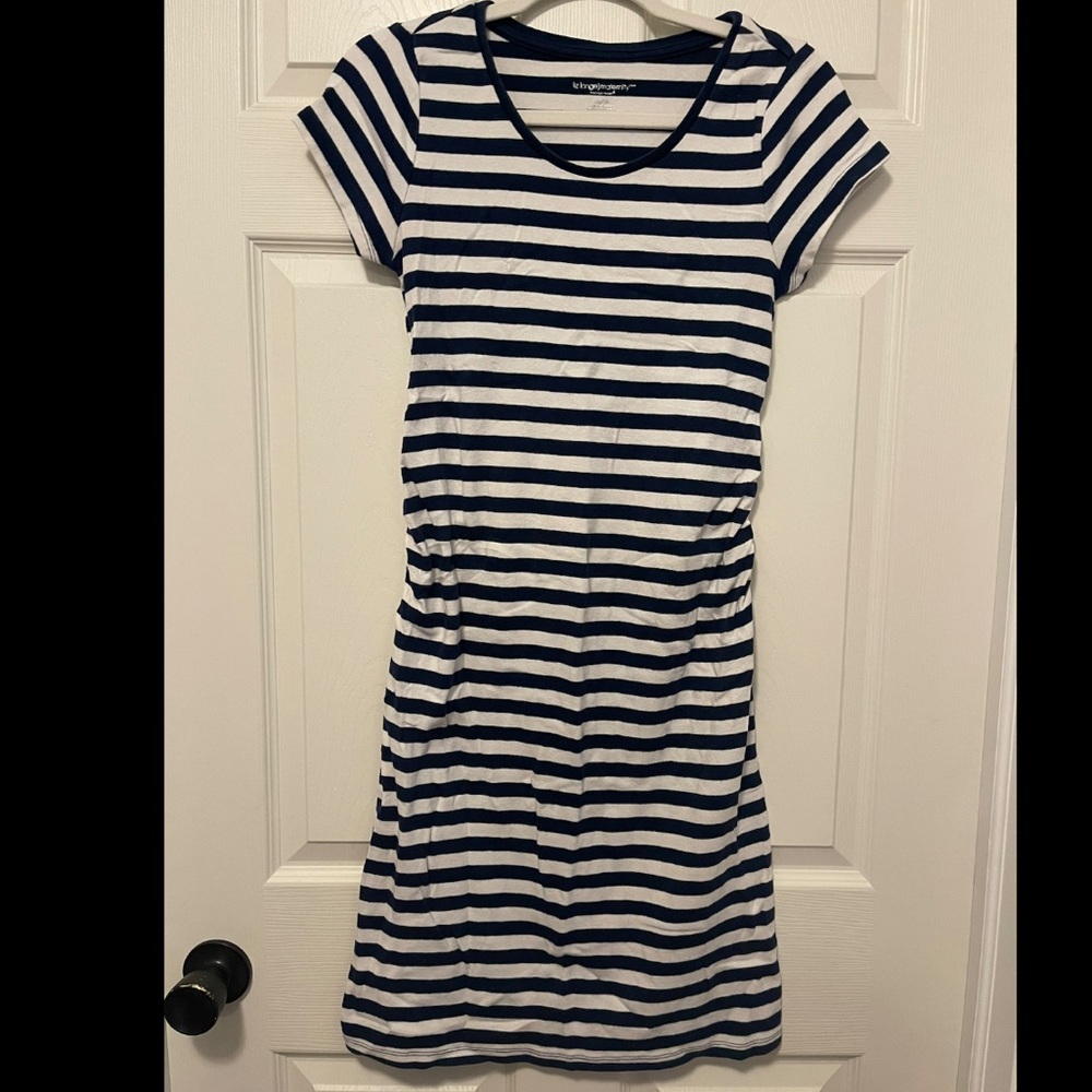 MATERNITY ALERT! 💗💙  Liz Lange striped maternity dress